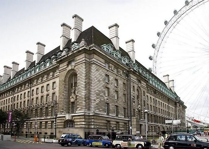 Premier Inn London County Hall